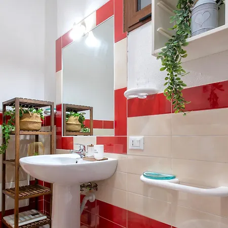 Rosanna Apartment